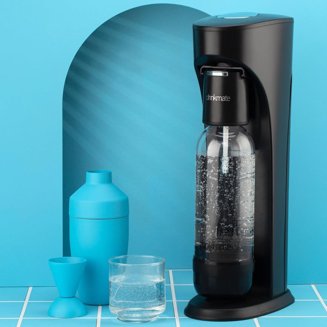 DrinkmateJo OmniFizz Black machine with Black 1L bottle, 60L Co2 Fizz Cylinder